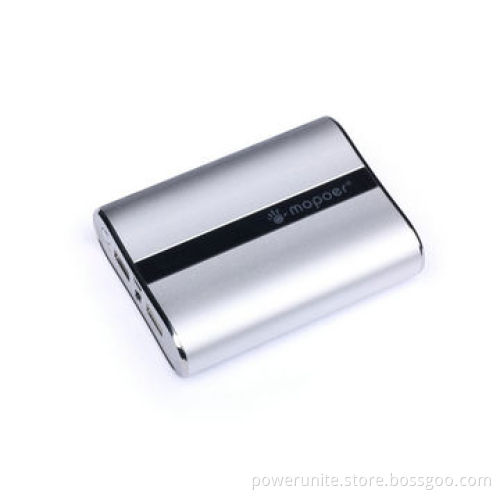 10,400mAh power station with metal casing for smartphone